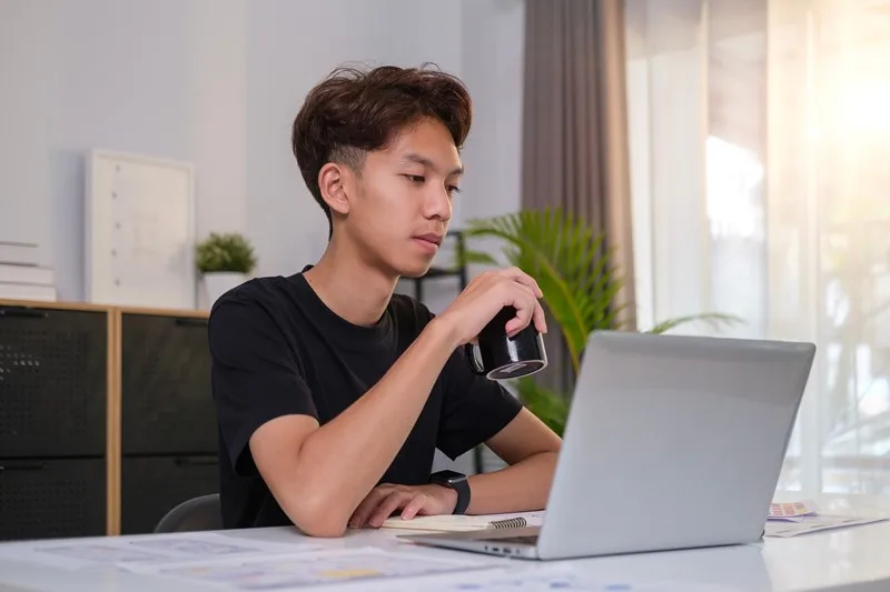 Minimum Age to Be a Company Director